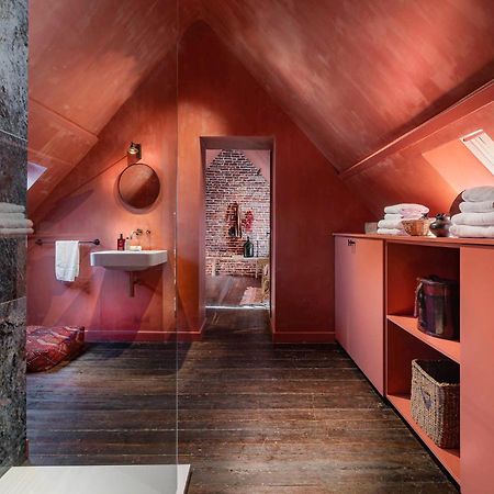 The Bank 1869 - Unique Guestrooms In The Historic Center Of ブルージュ エクステリア 写真