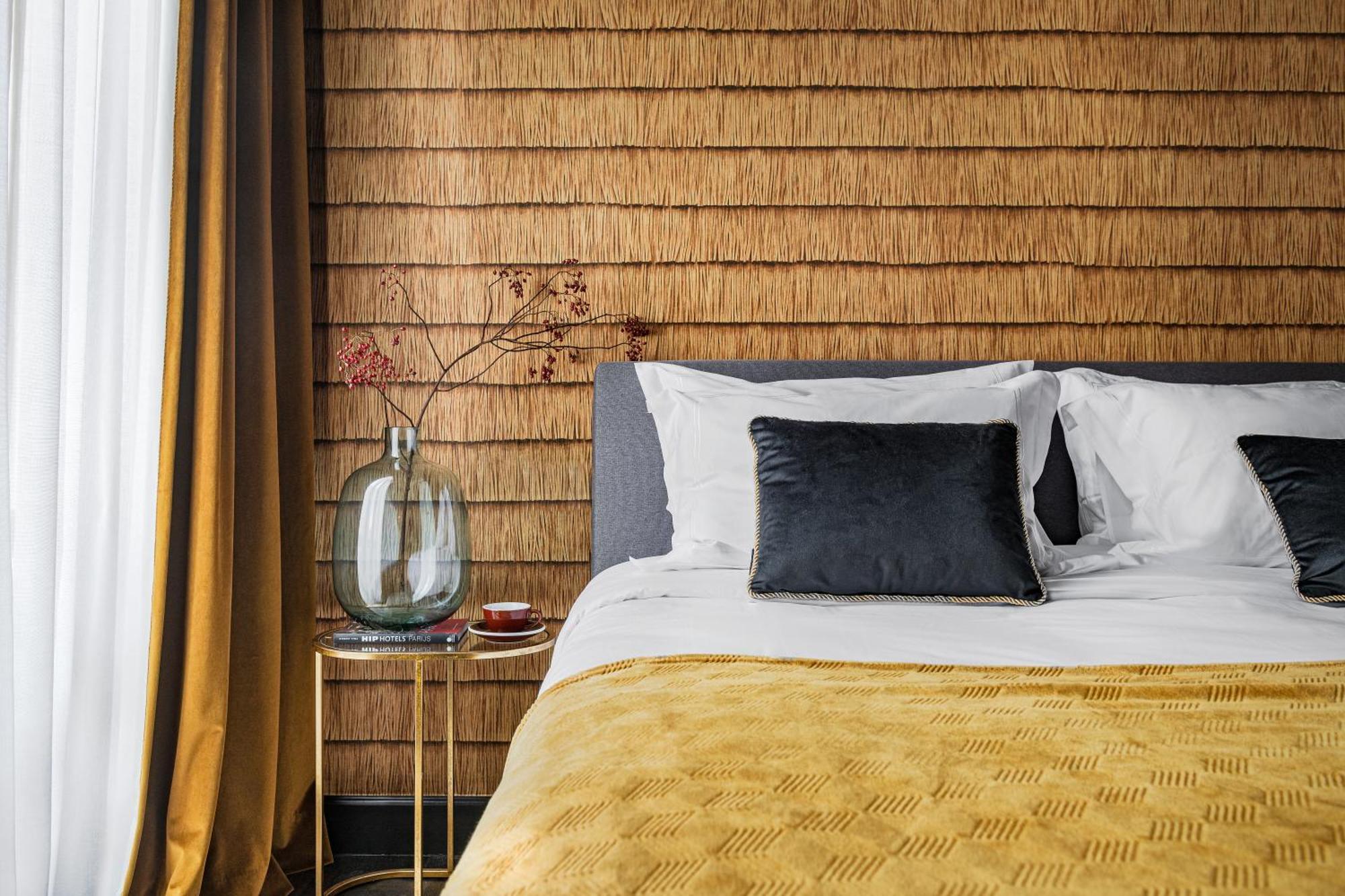 The Bank 1869 - Unique Guestrooms In The Historic Center Of ブルージュ エクステリア 写真